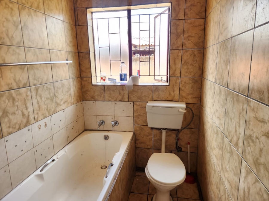 2 Bedroom Property for Sale in Boitekong North West